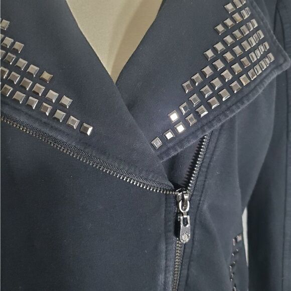 BCBGMAXAZRIA Studed Sweater Jacket Size Large - Picture 10 of 12